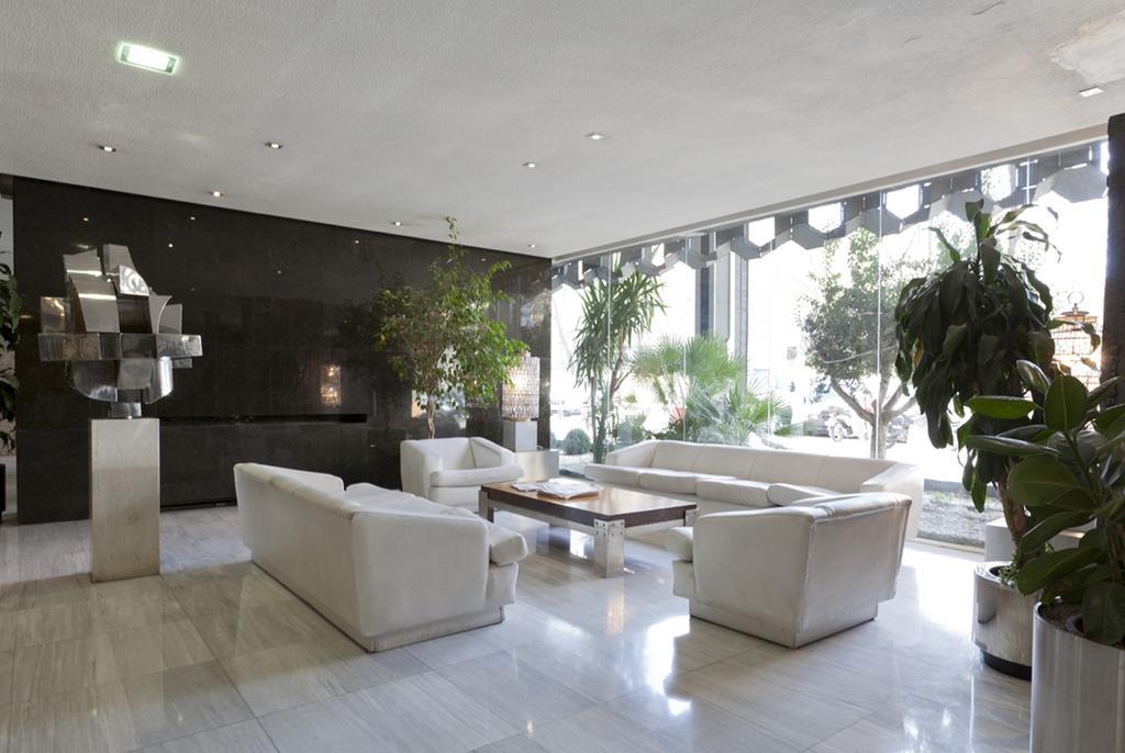 Apartamentos Centro Colon Madrid Eksteriør billede