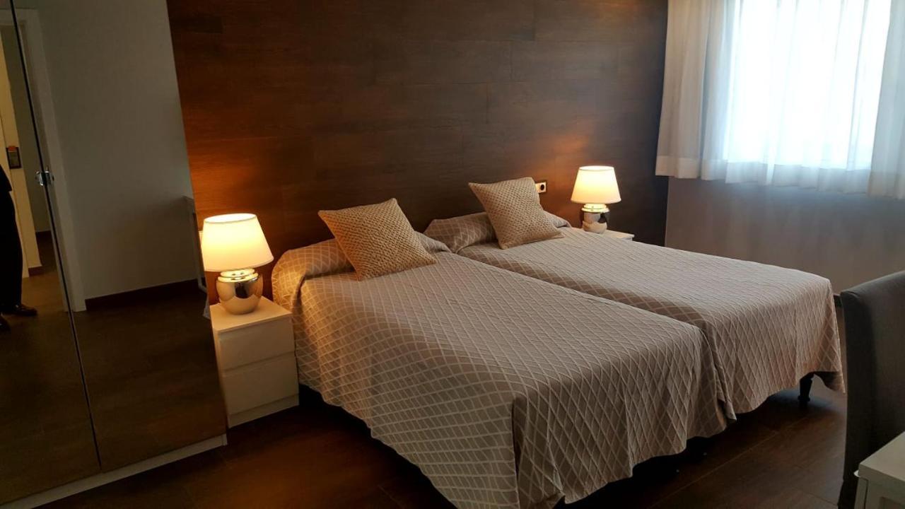 Apartamentos Centro Colon Madrid Eksteriør billede