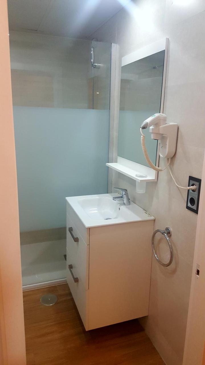 Apartamentos Centro Colon Madrid Eksteriør billede